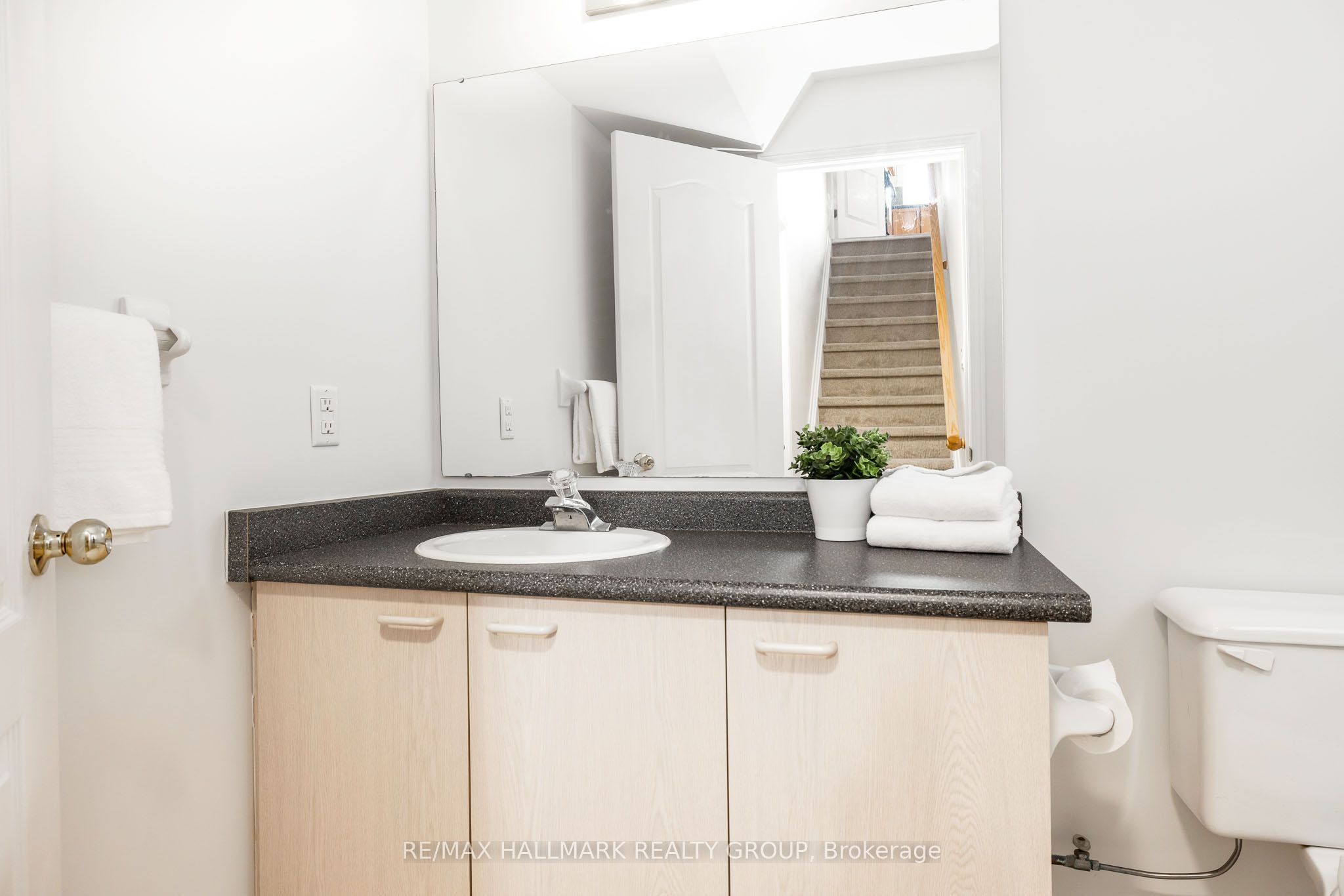 702 Maley Street Property Photo 38