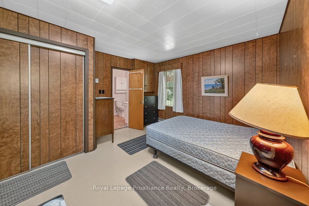 1185 Hughes Landing Road Property Photo 23