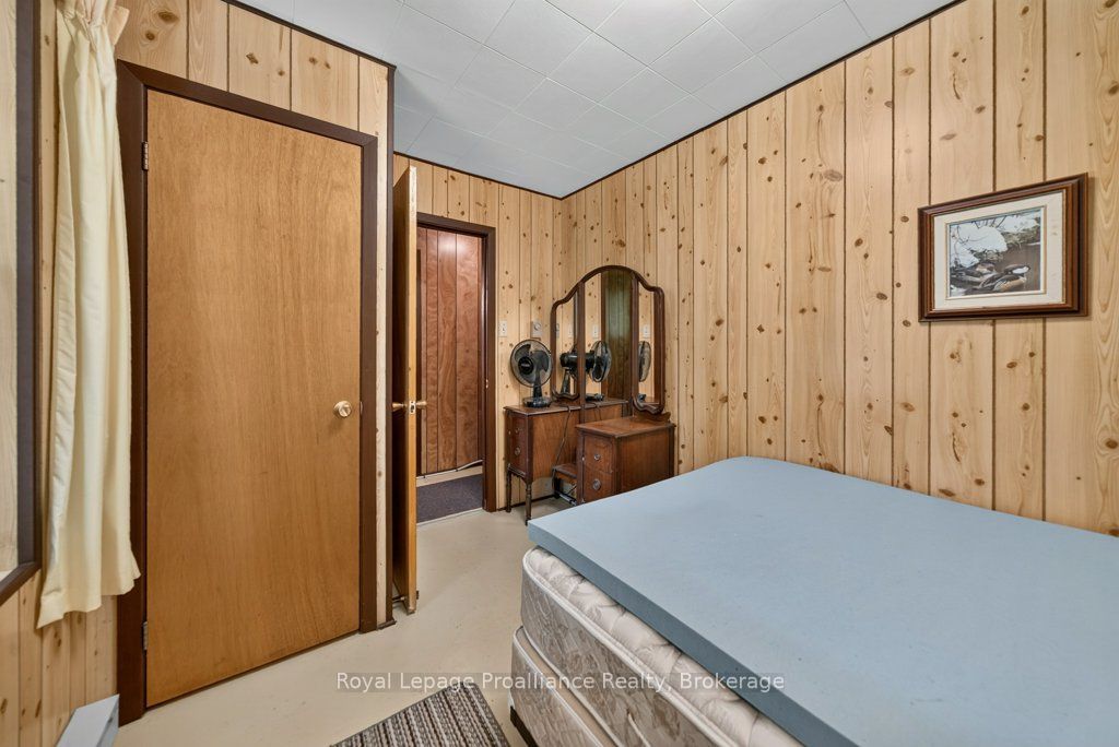 1185 Hughes Landing Road Property Photo 27
