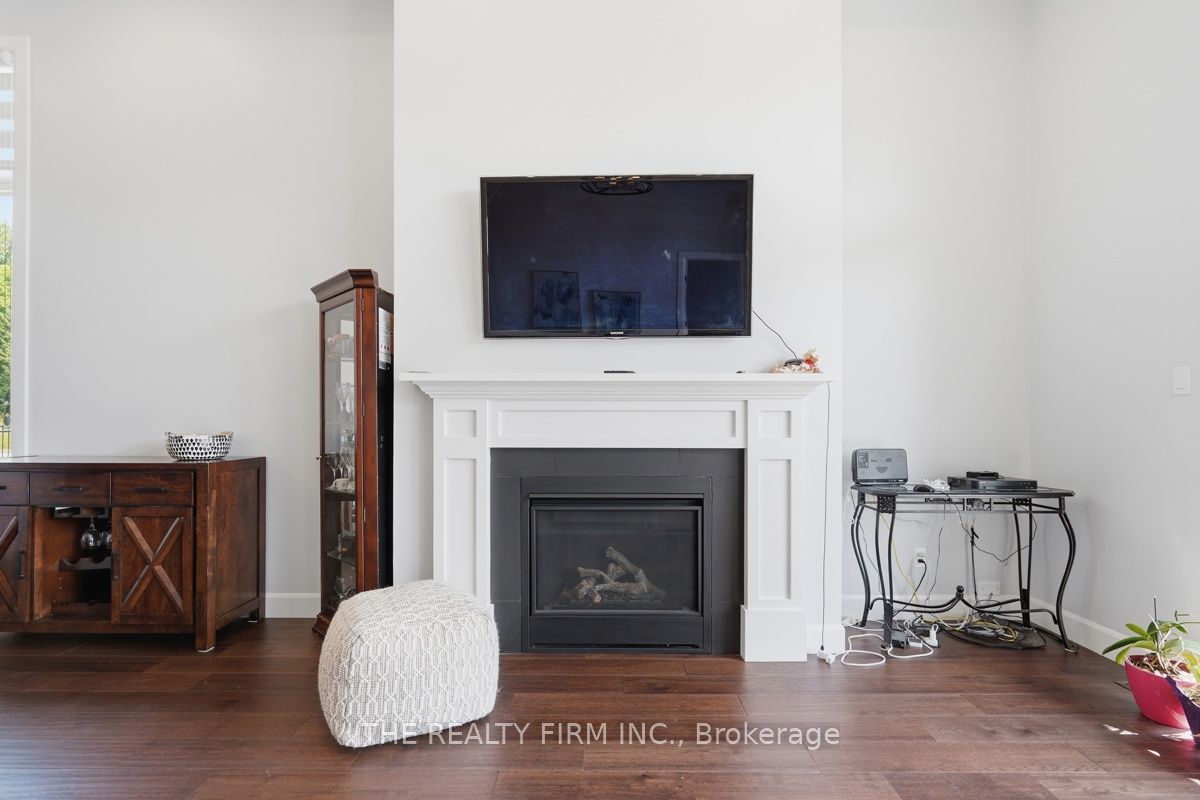 6990 Clayton Walk 1 Property Photo 20