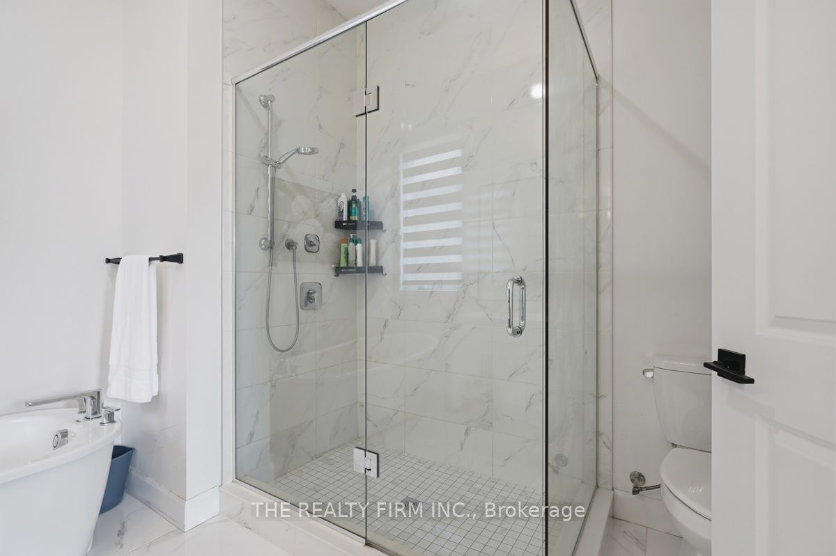 6990 Clayton Walk 1 Property Photo 26