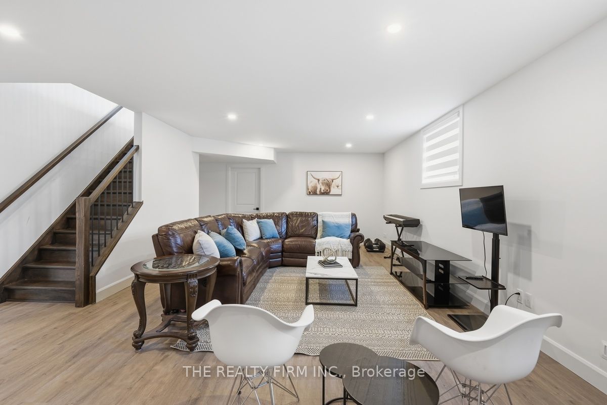 6990 Clayton Walk 1 Property Photo 33