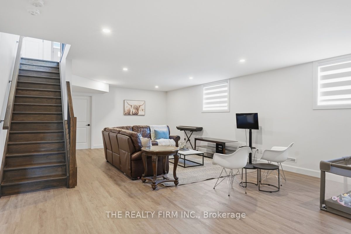 6990 Clayton Walk 1 Property Photo 35