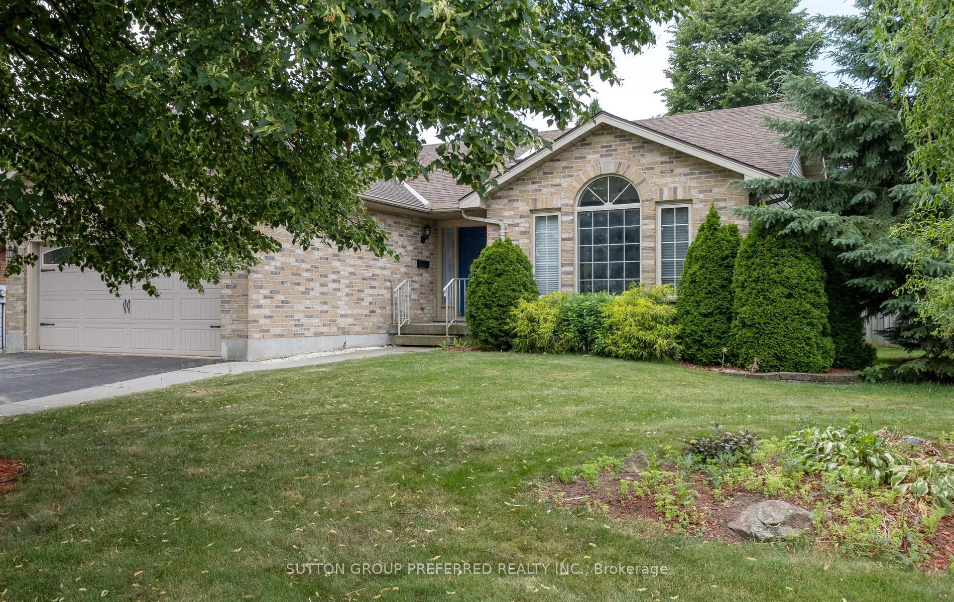 254 Kettle Creek Drive Property Photo 4