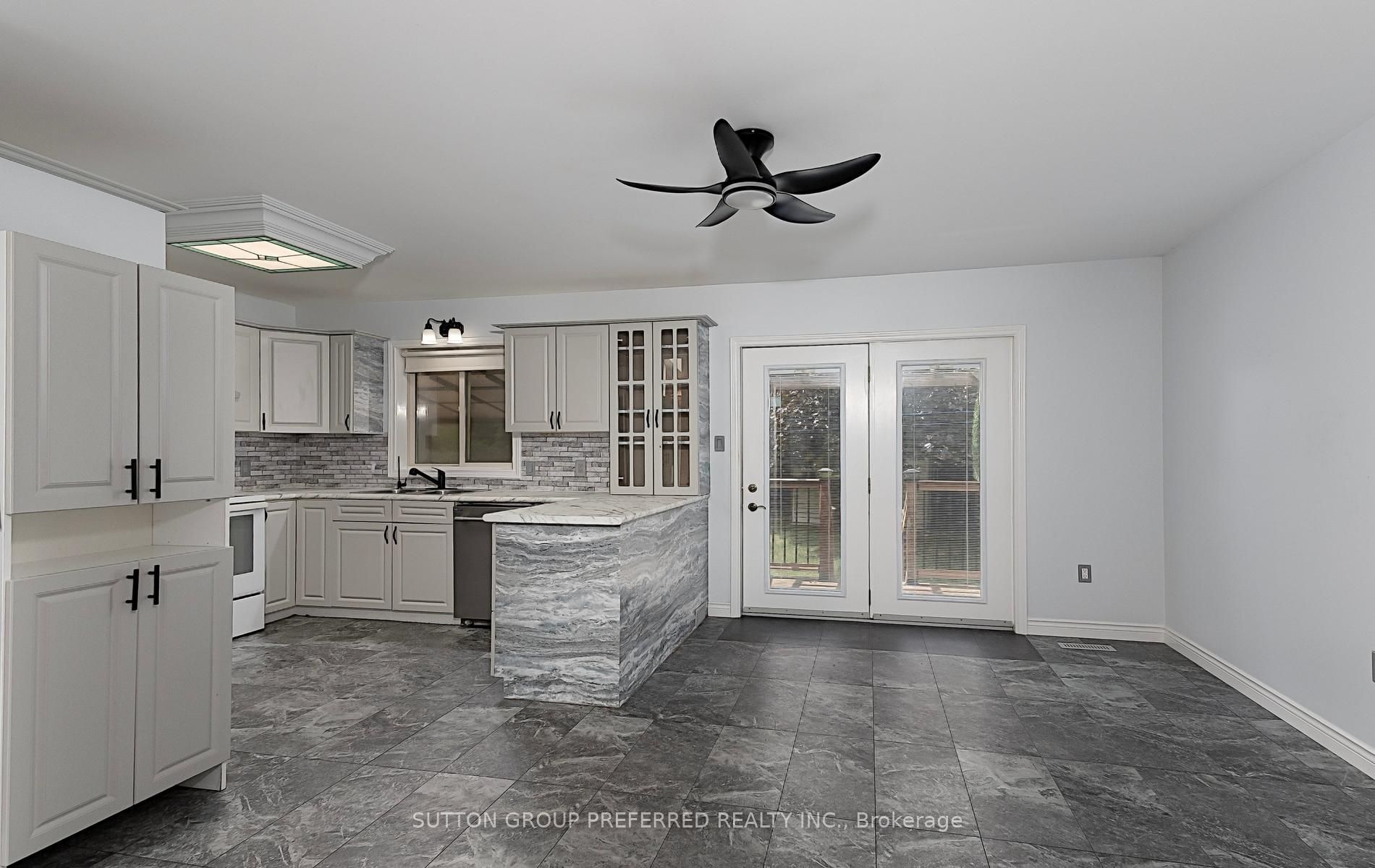 254 Kettle Creek Drive Property Photo 9