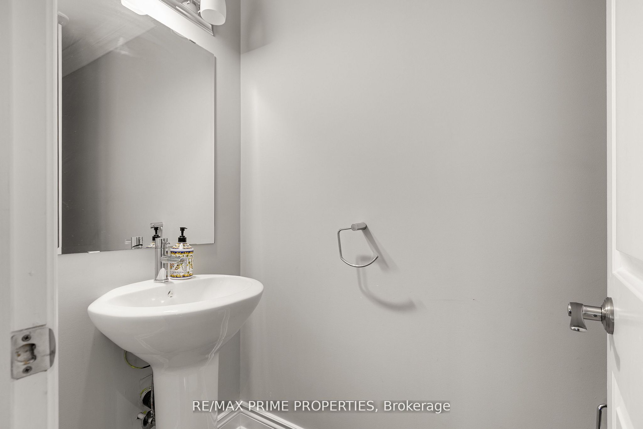 72 Branthaven Street Property Photo 7