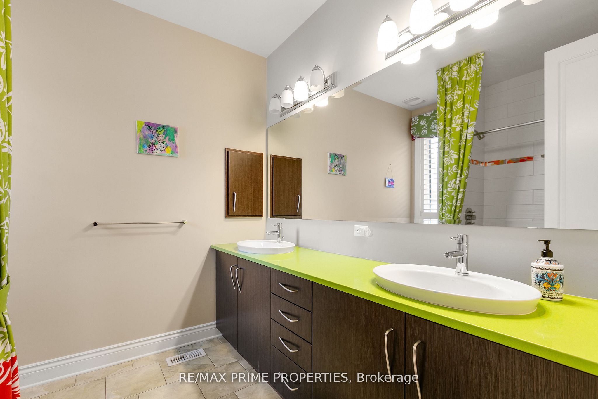 72 Branthaven Street Property Photo 20