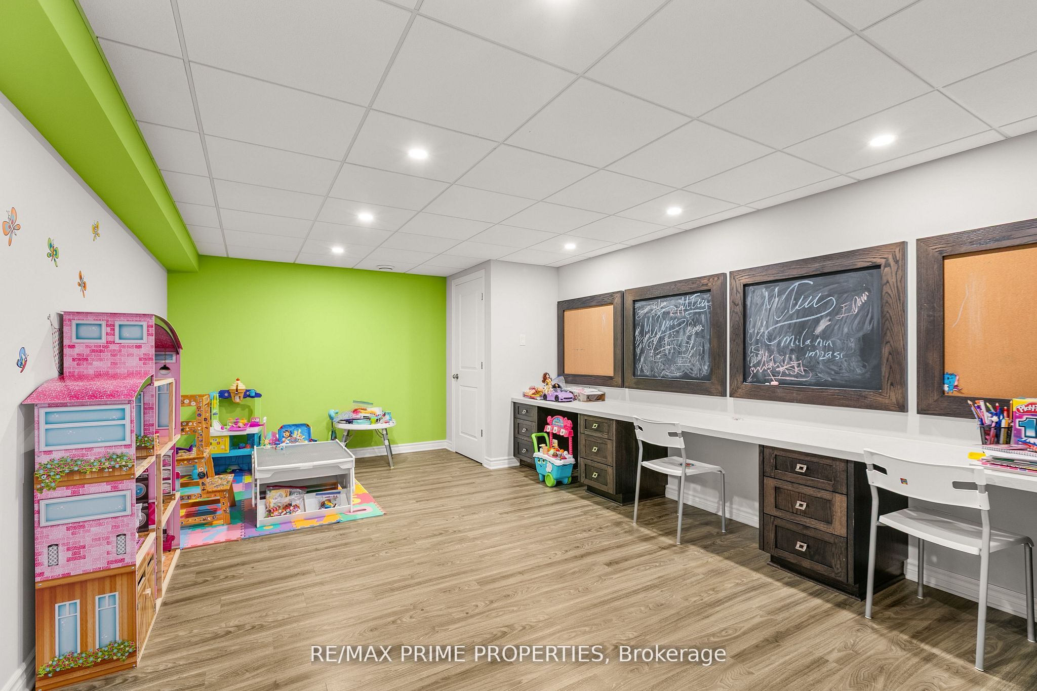 72 Branthaven Street Property Photo 37