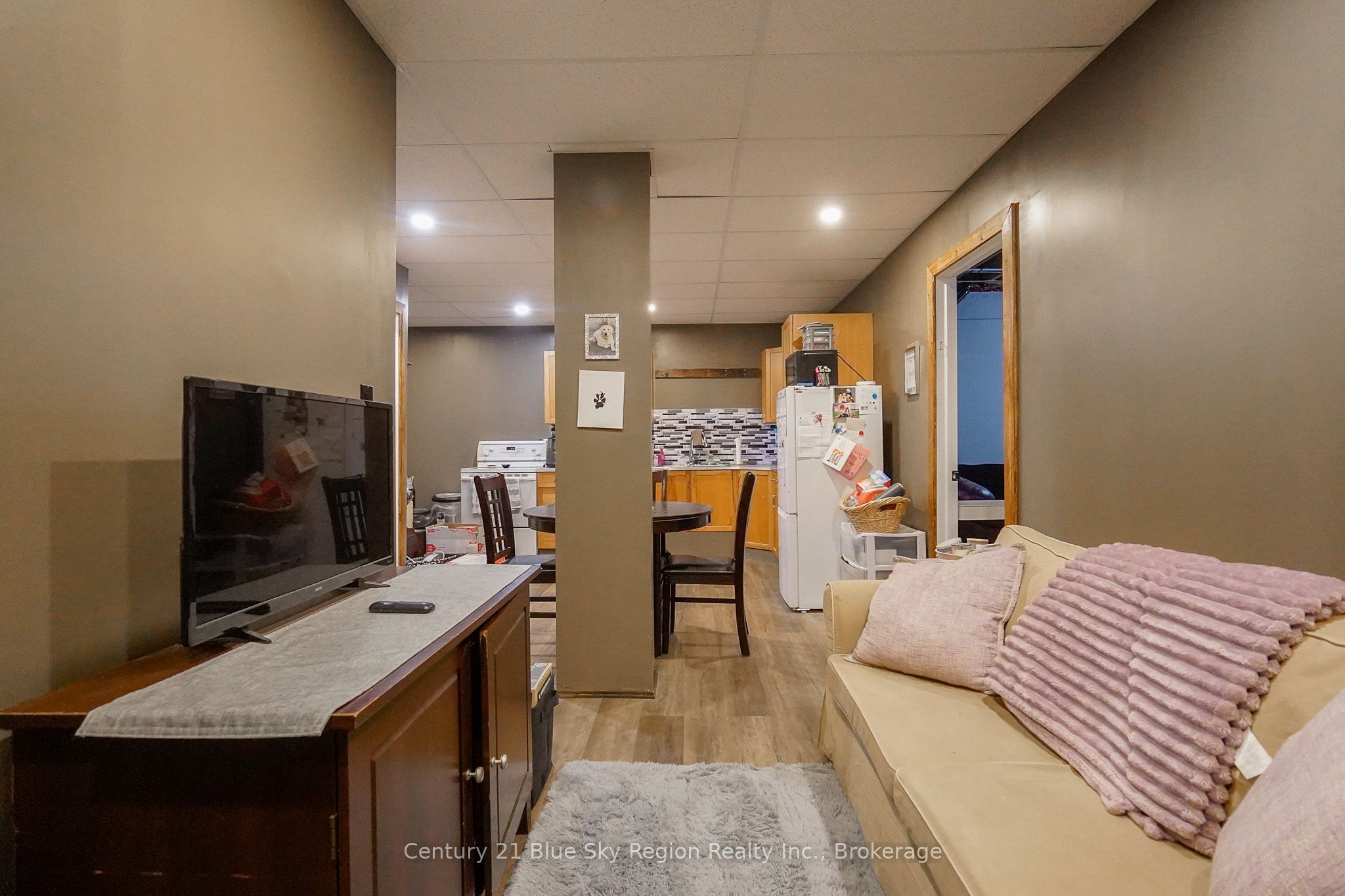 3269 Chiswick Line Property Photo 32