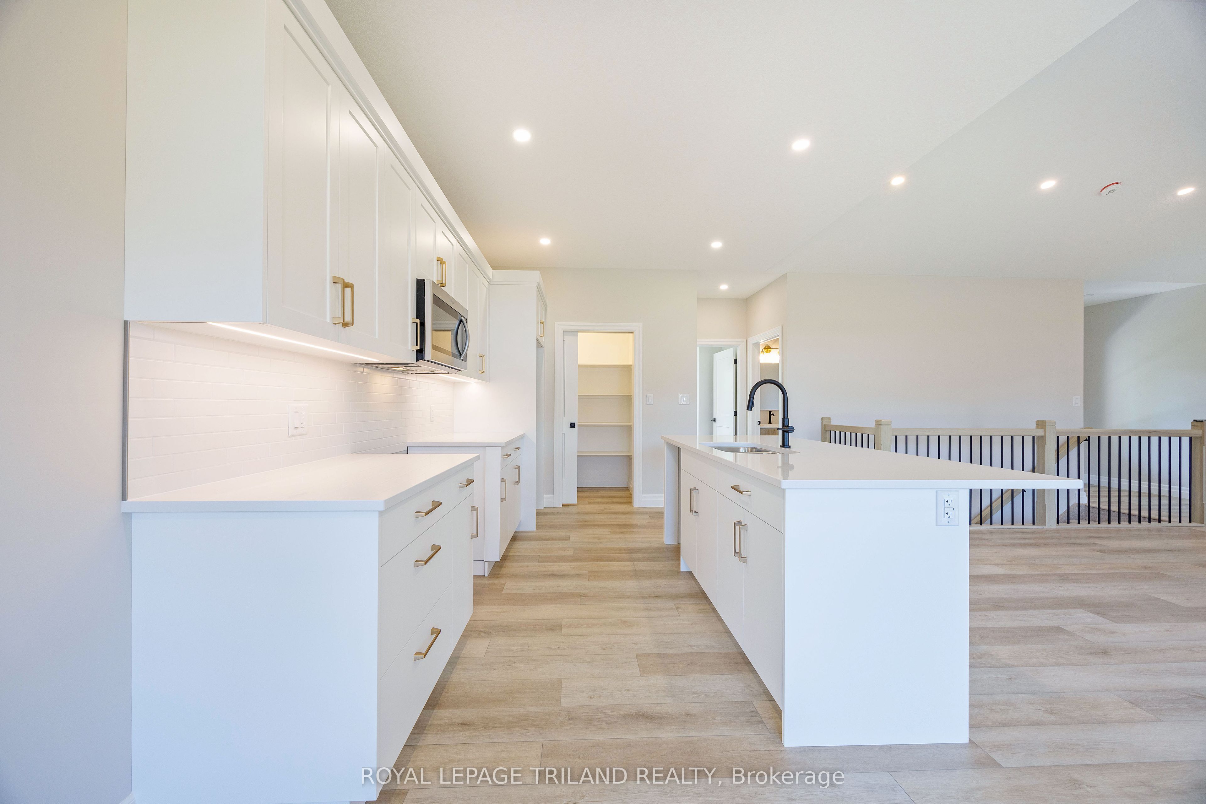 193 Catherine Street Property Photo 9
