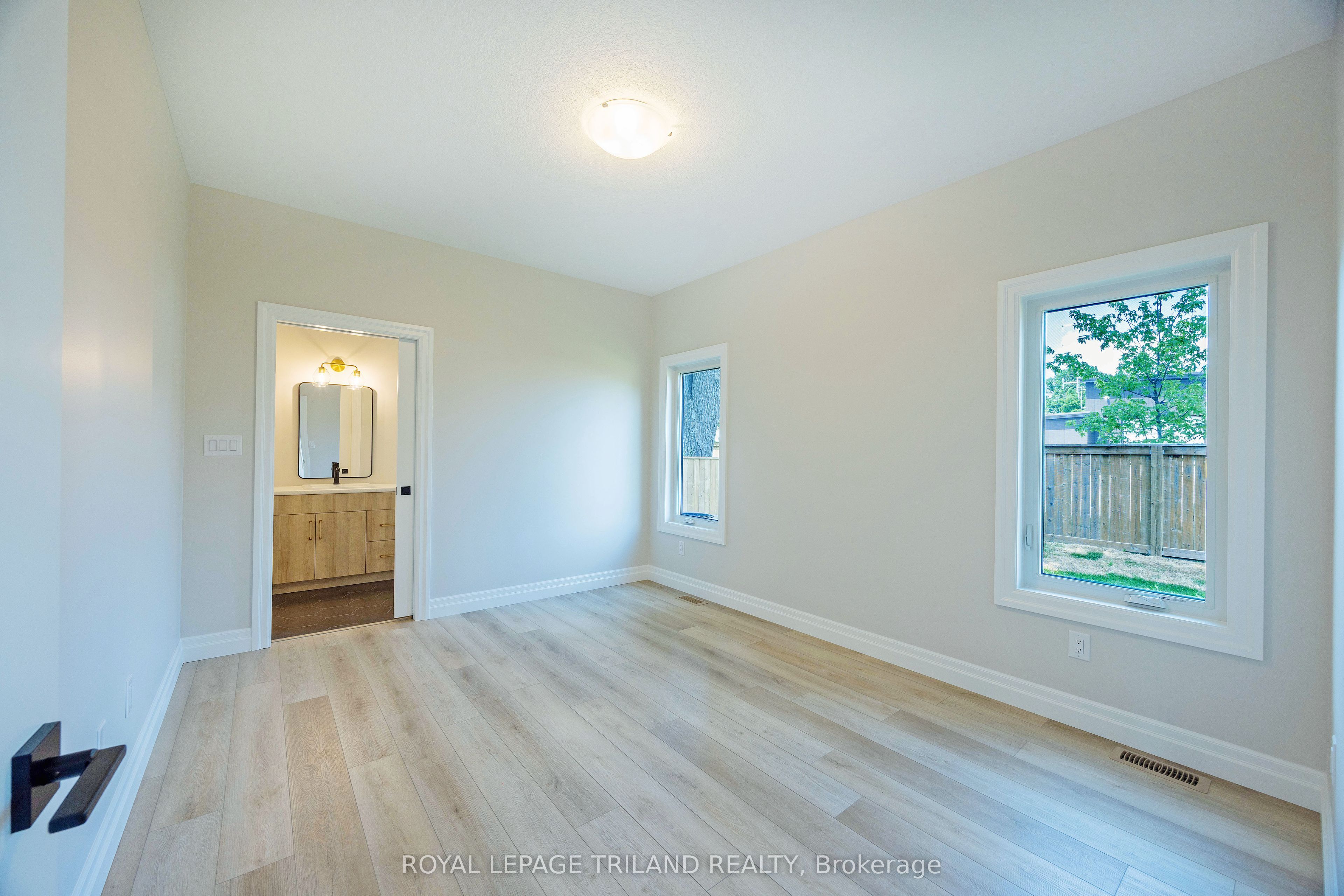 193 Catherine Street Property Photo 20