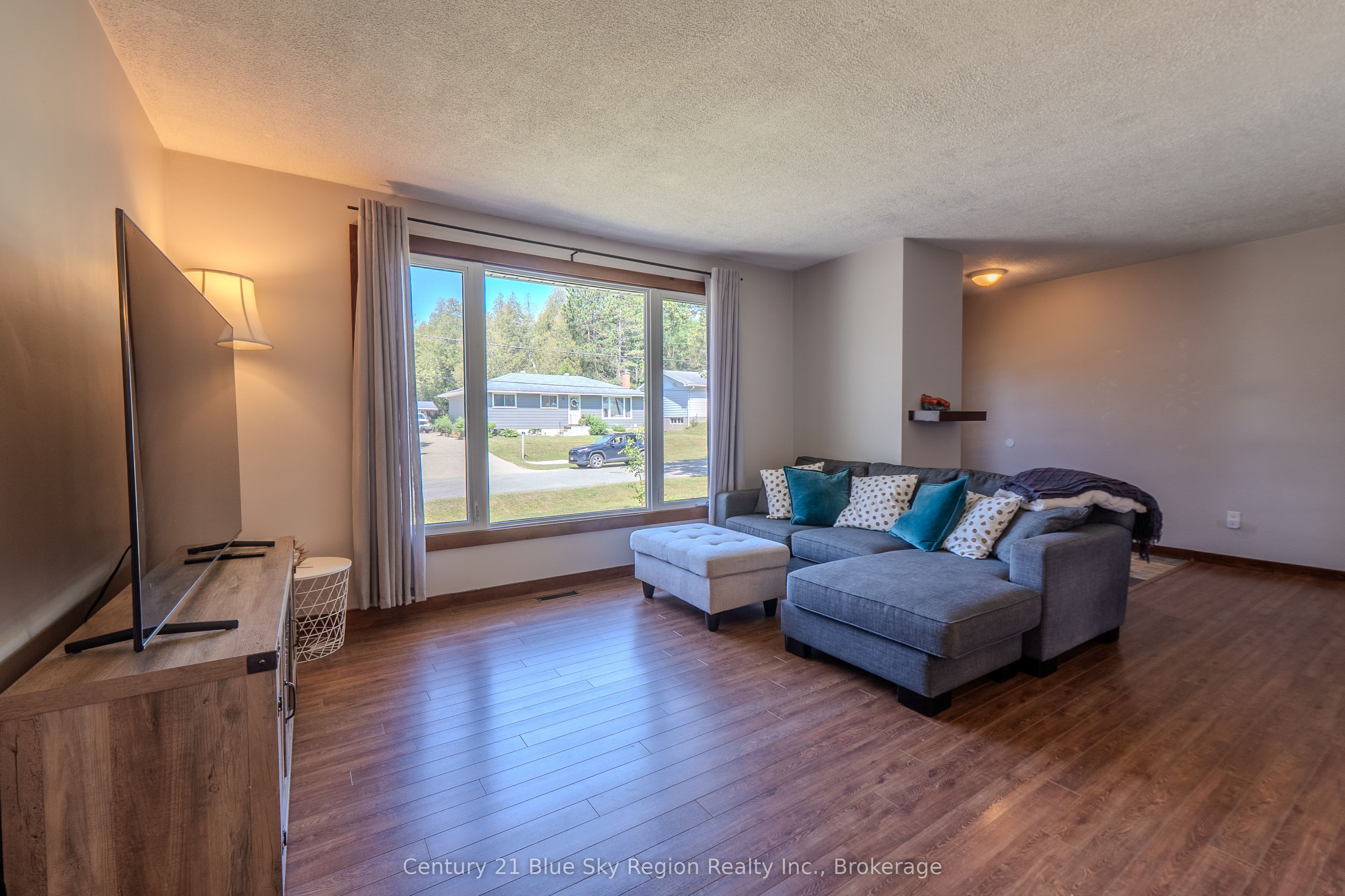 7 Birch Crescent Property Photo 6