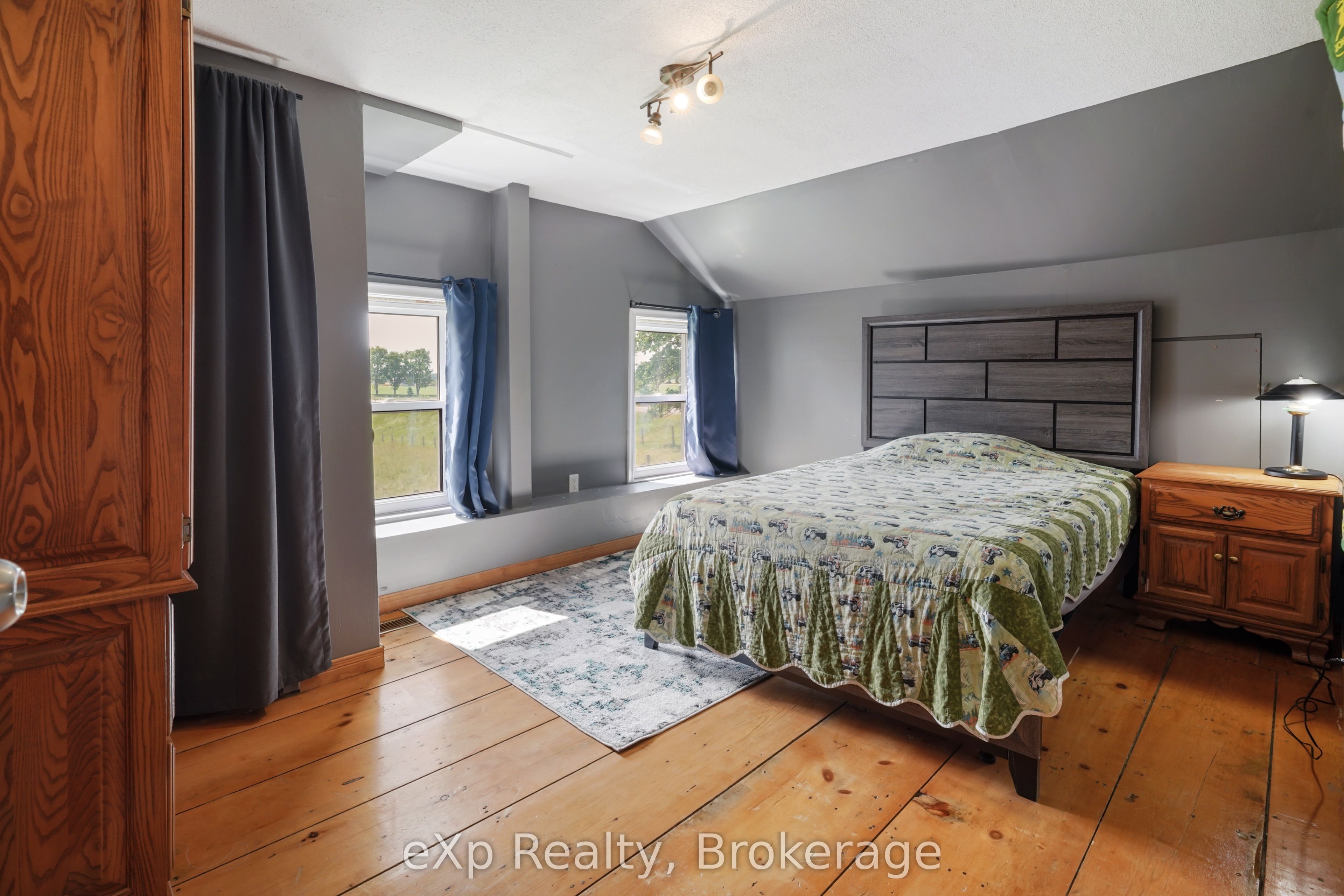 44032 Amberley Road Property Photo 33
