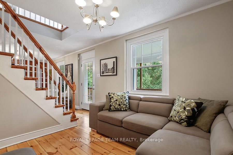 3636 Forestview Lane Property Photo 14