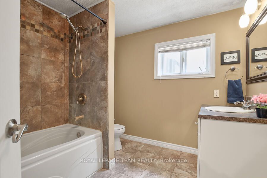 3636 Forestview Lane Property Photo 28