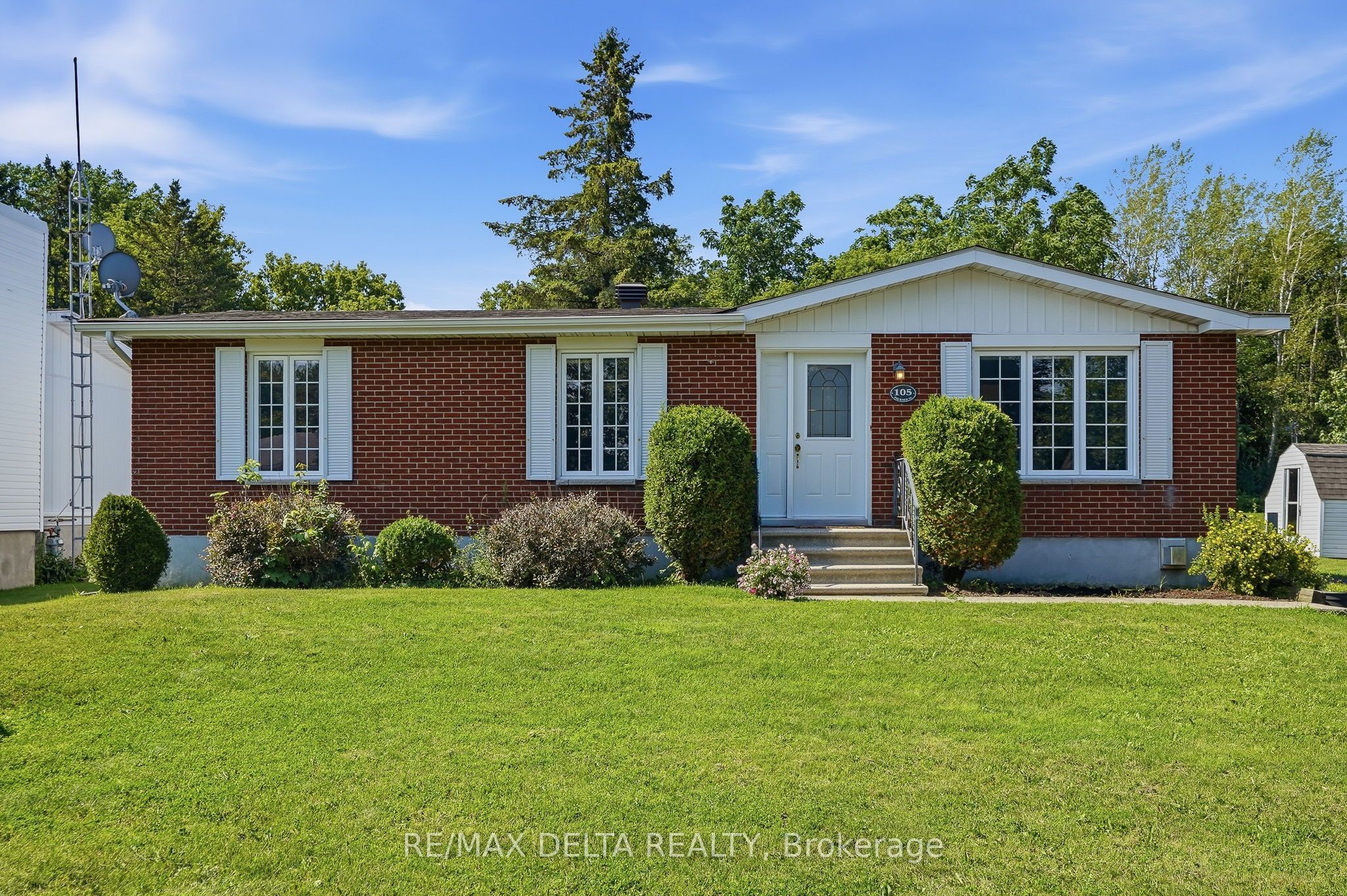 105 Fournier Street Property Photo 1