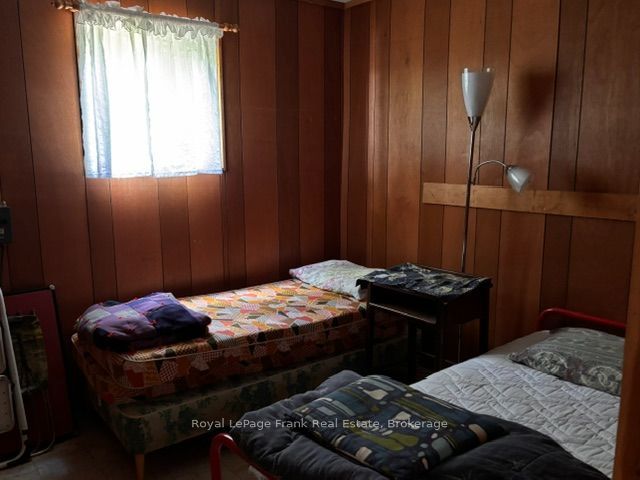 275 Faradale Drive Property Photo 5
