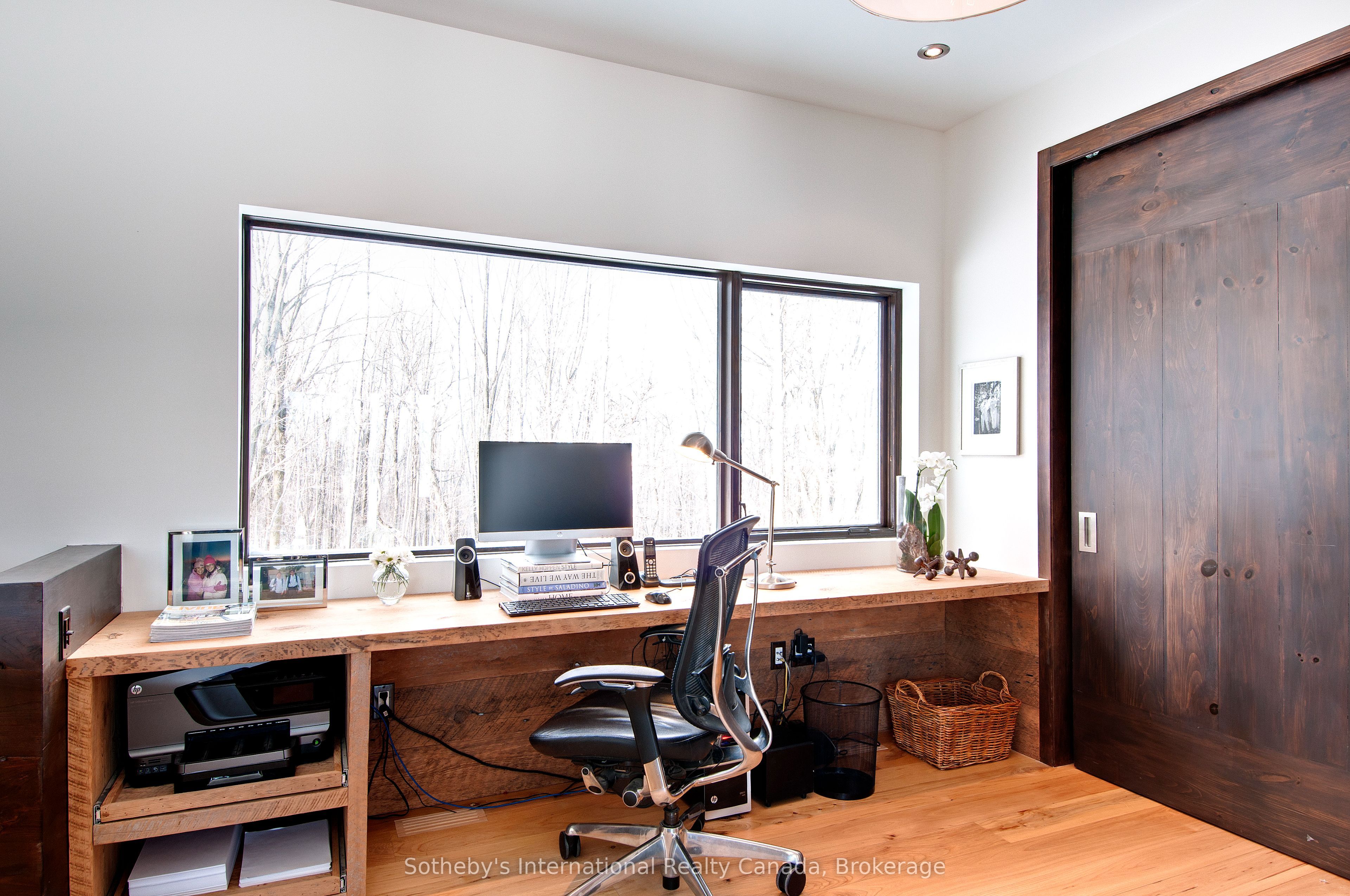 46479 Old Mail Road Property Photo 14