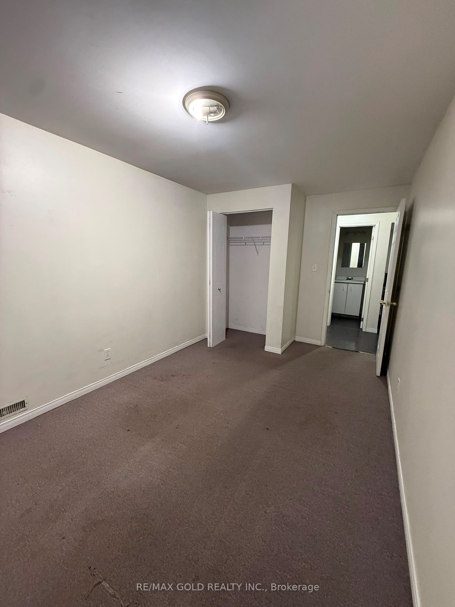 972 Prosperity Court Property Photo 14