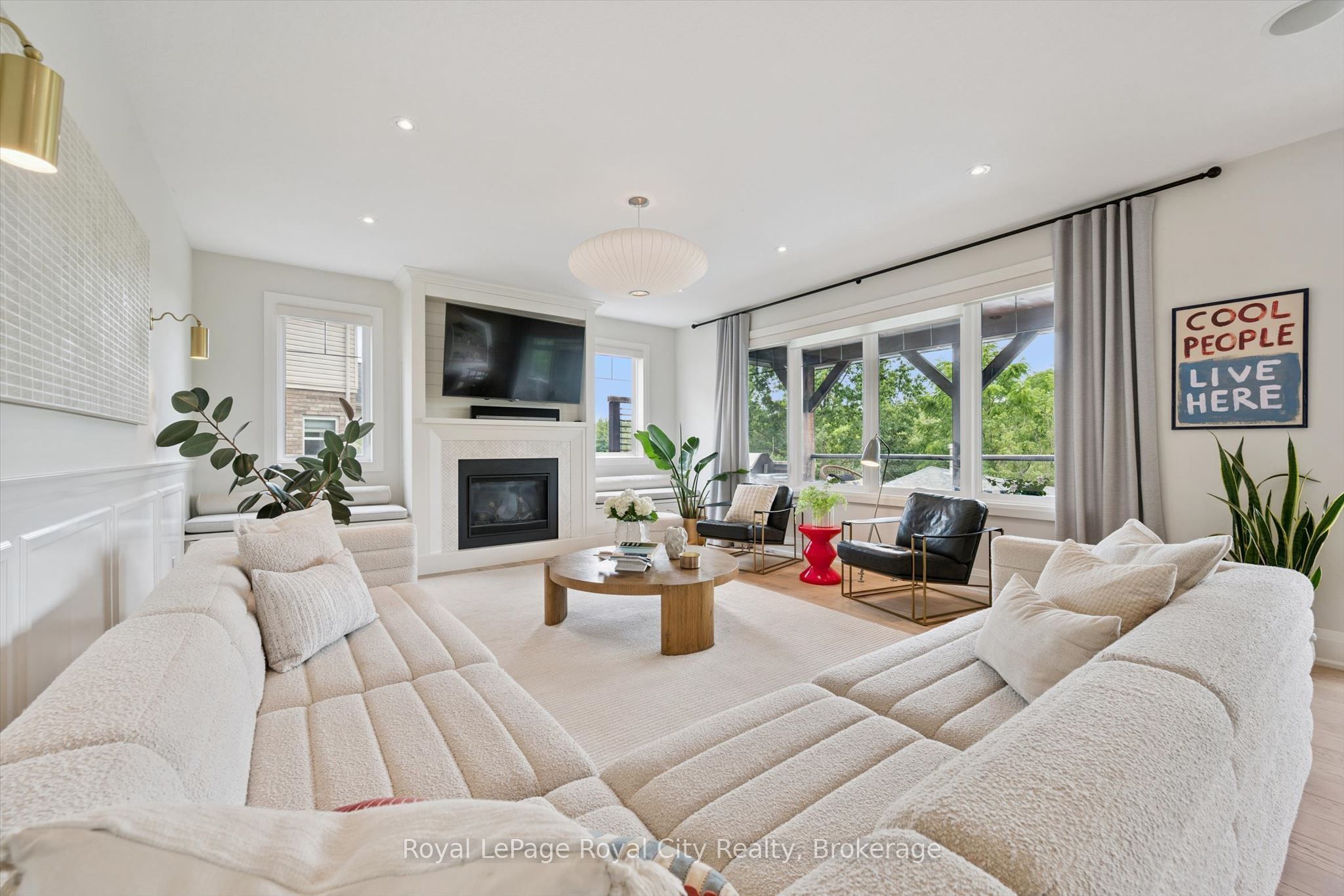 22 Hilltop Road Property Photo 17