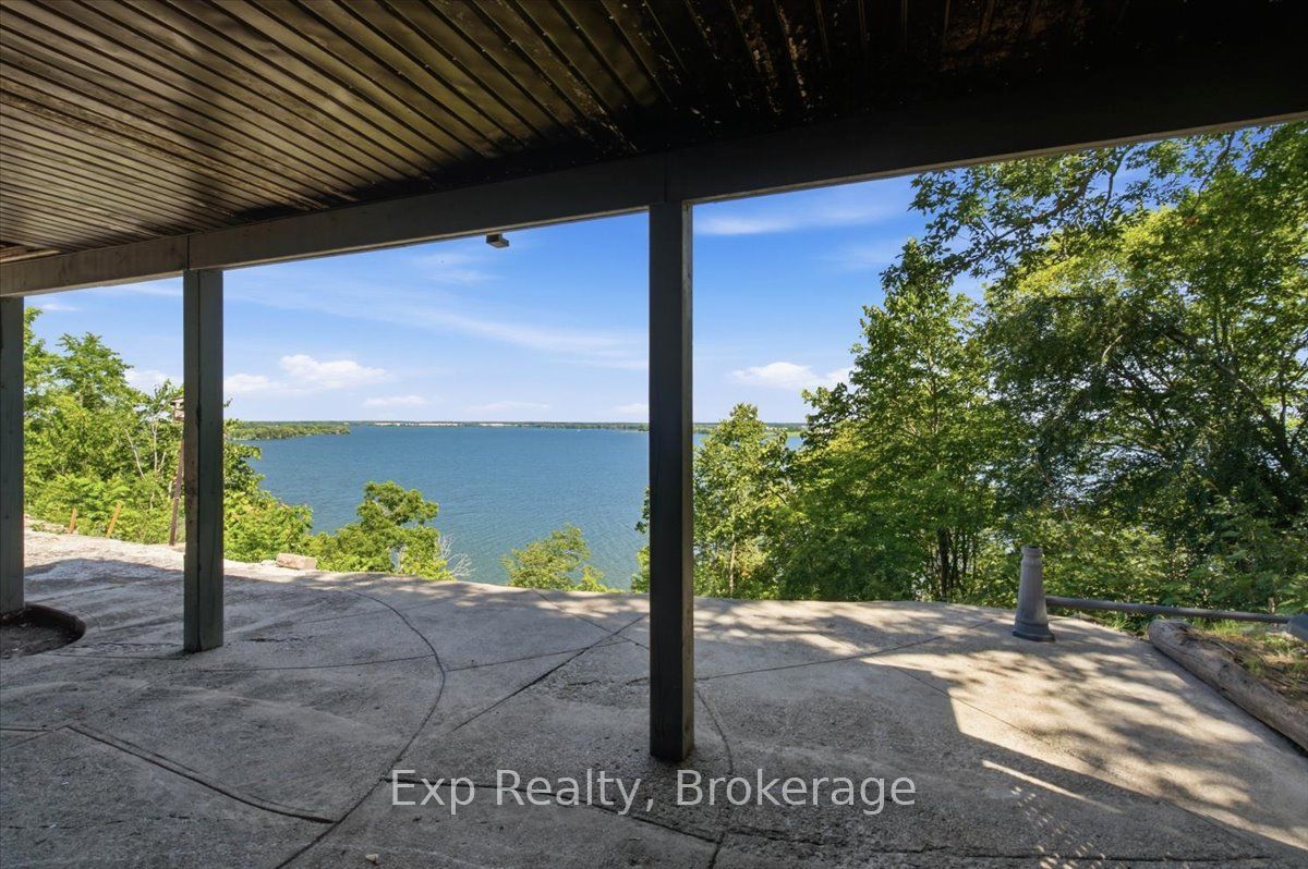 23 Sidney Shore Lane Property Photo 4