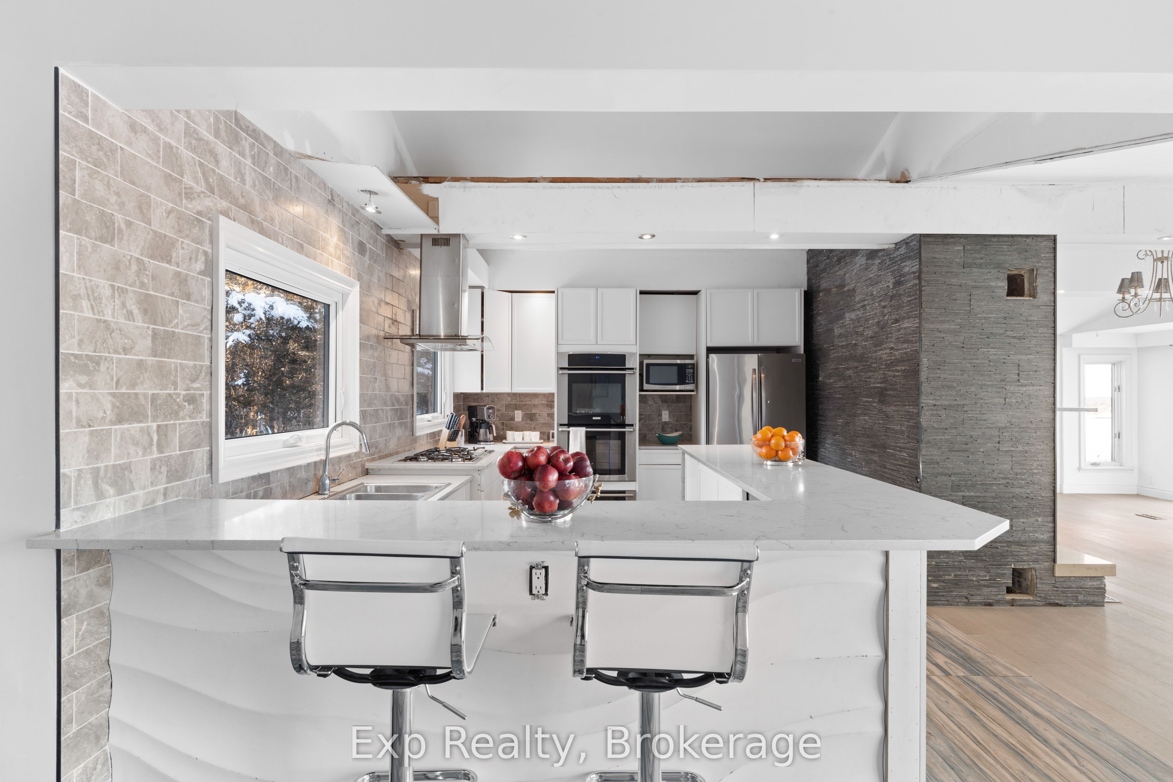 23 Sidney Shore Lane Property Photo 8