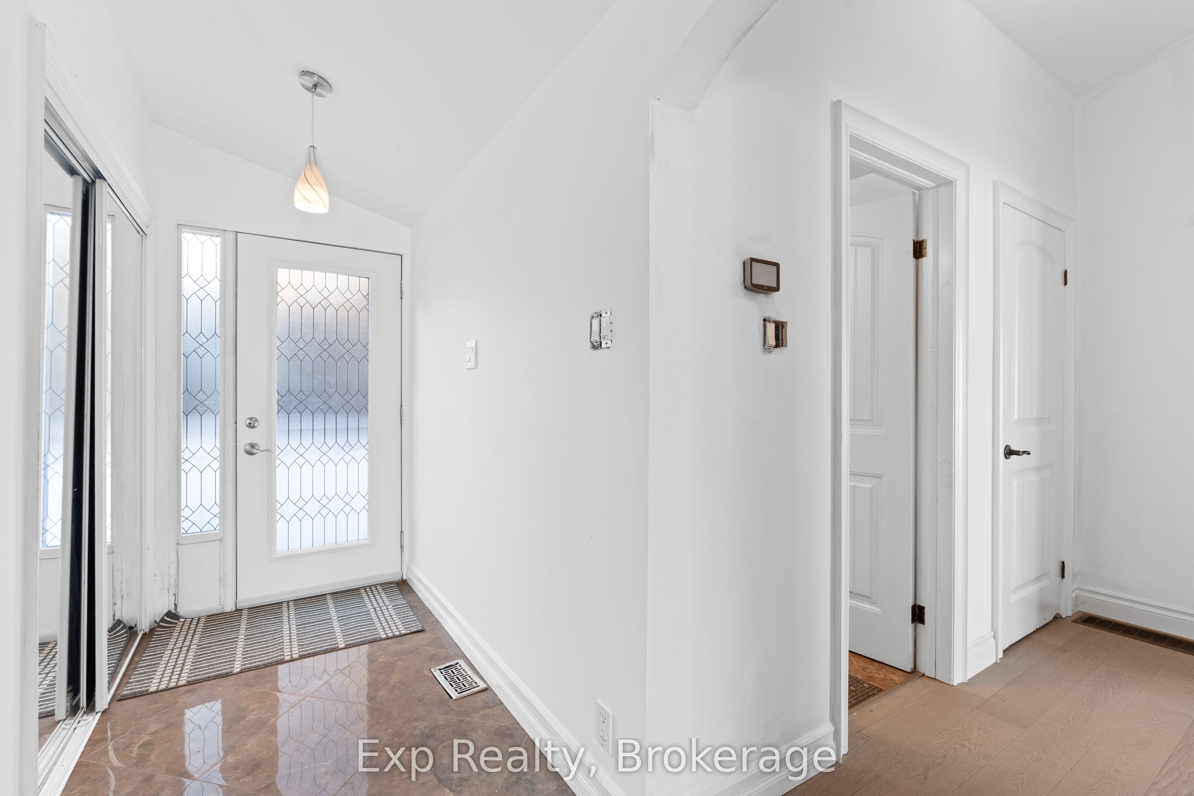 23 Sidney Shore Lane Property Photo 17