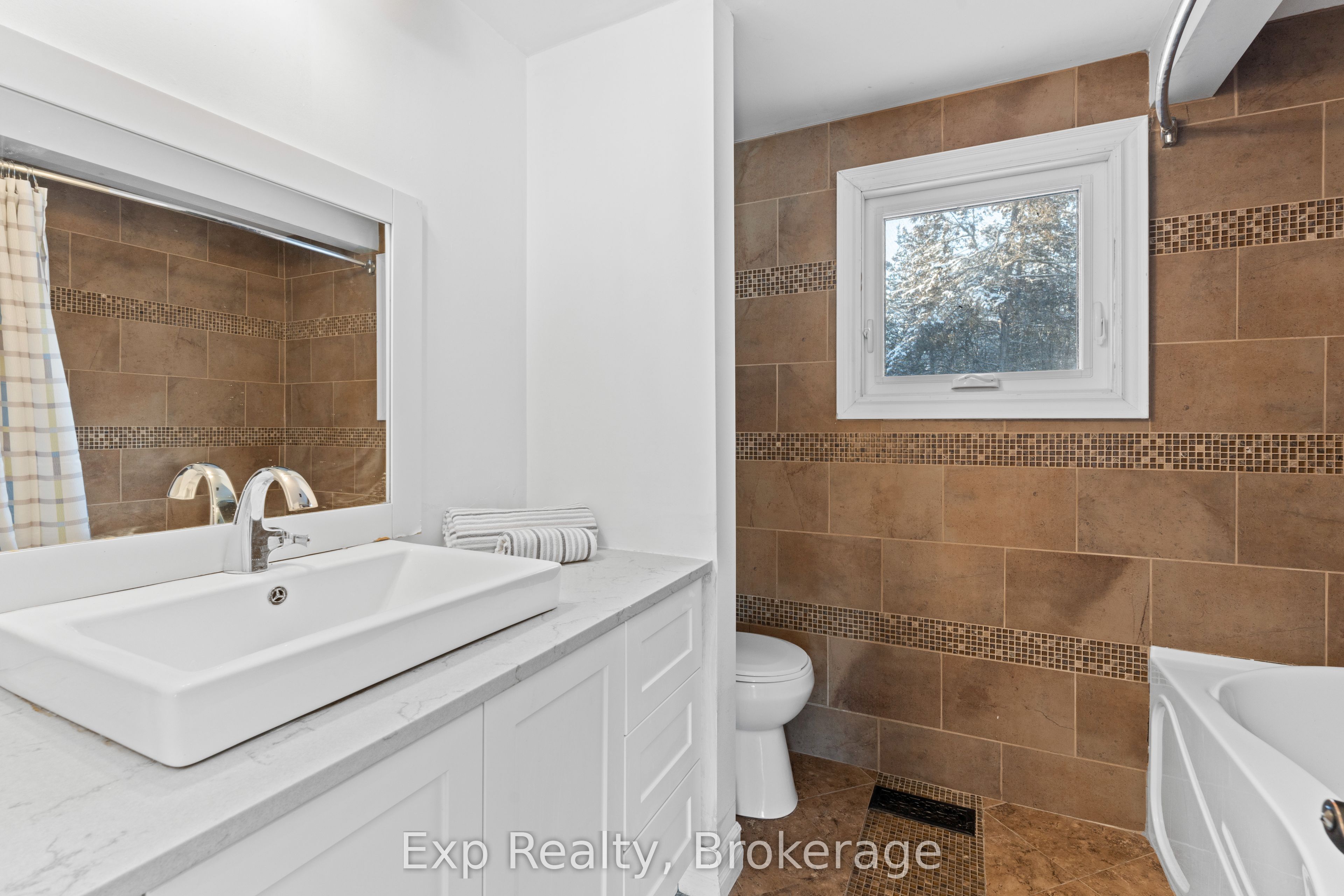 23 Sidney Shore Lane Property Photo 18