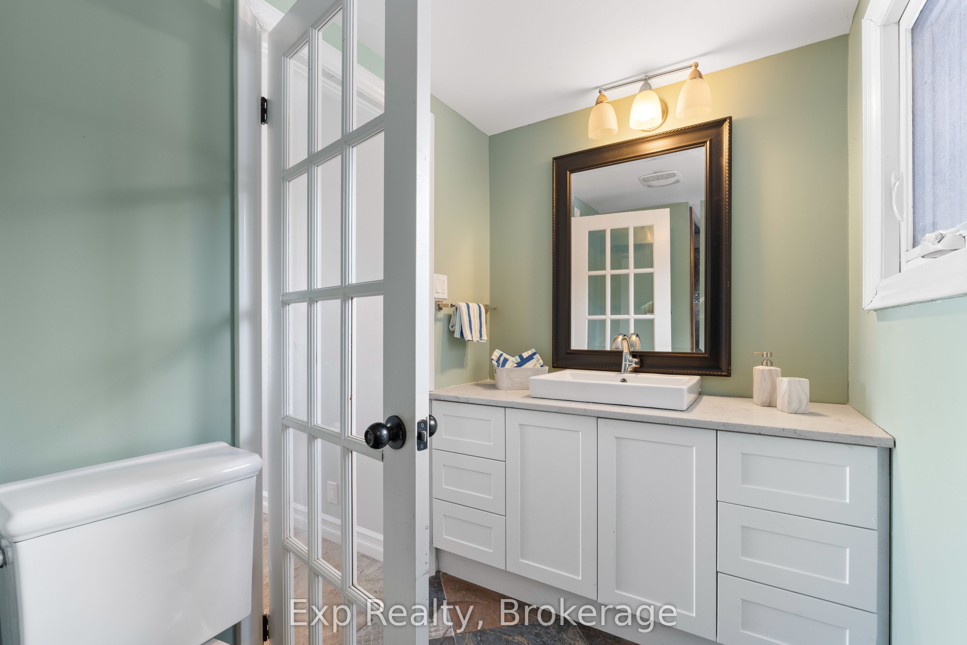 23 Sidney Shore Lane Property Photo 21