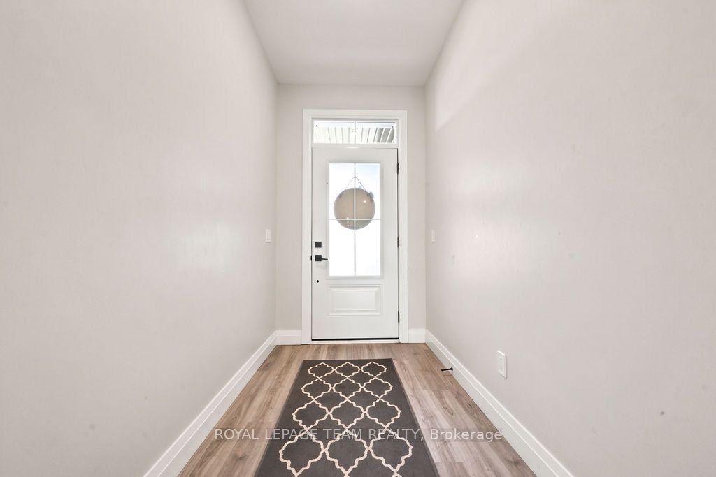 12 Bamagillia Street E Property Photo 6