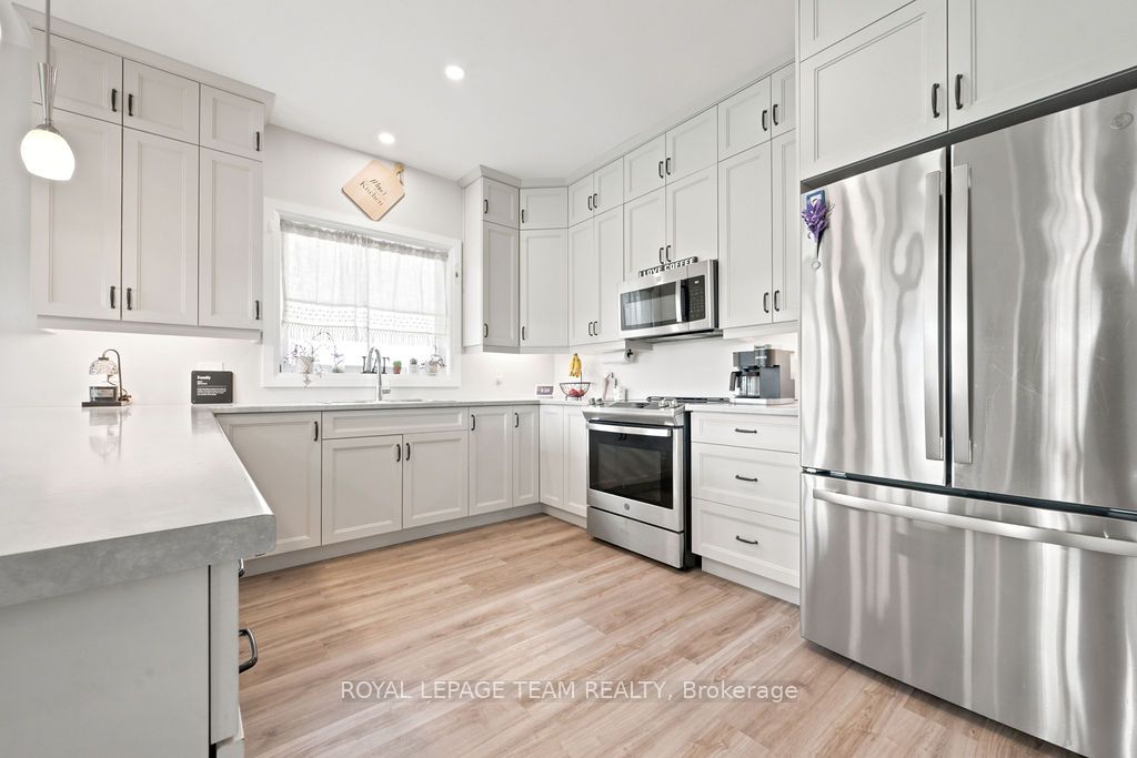 12 Bamagillia Street E Property Photo 9