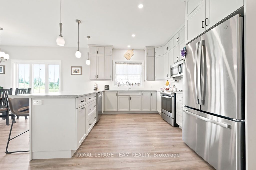 12 Bamagillia Street E Property Photo 10