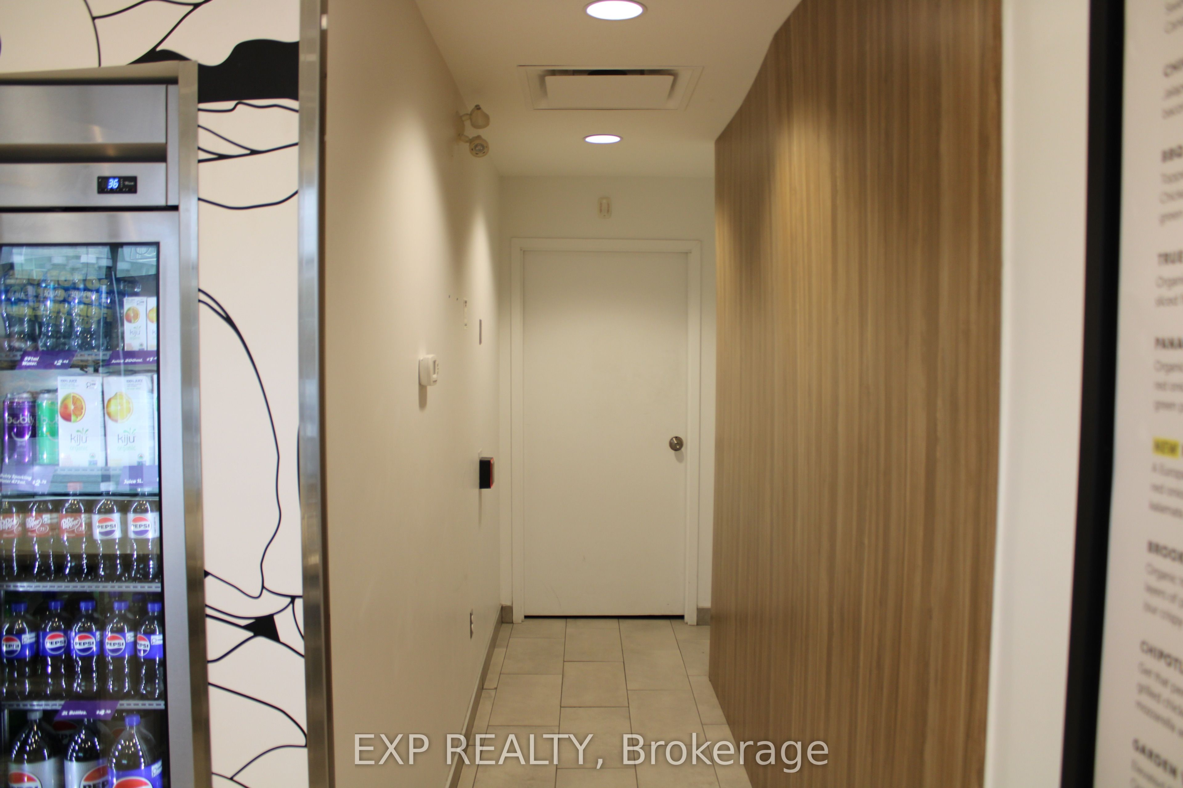 458 Rideau Street Property Photo 6