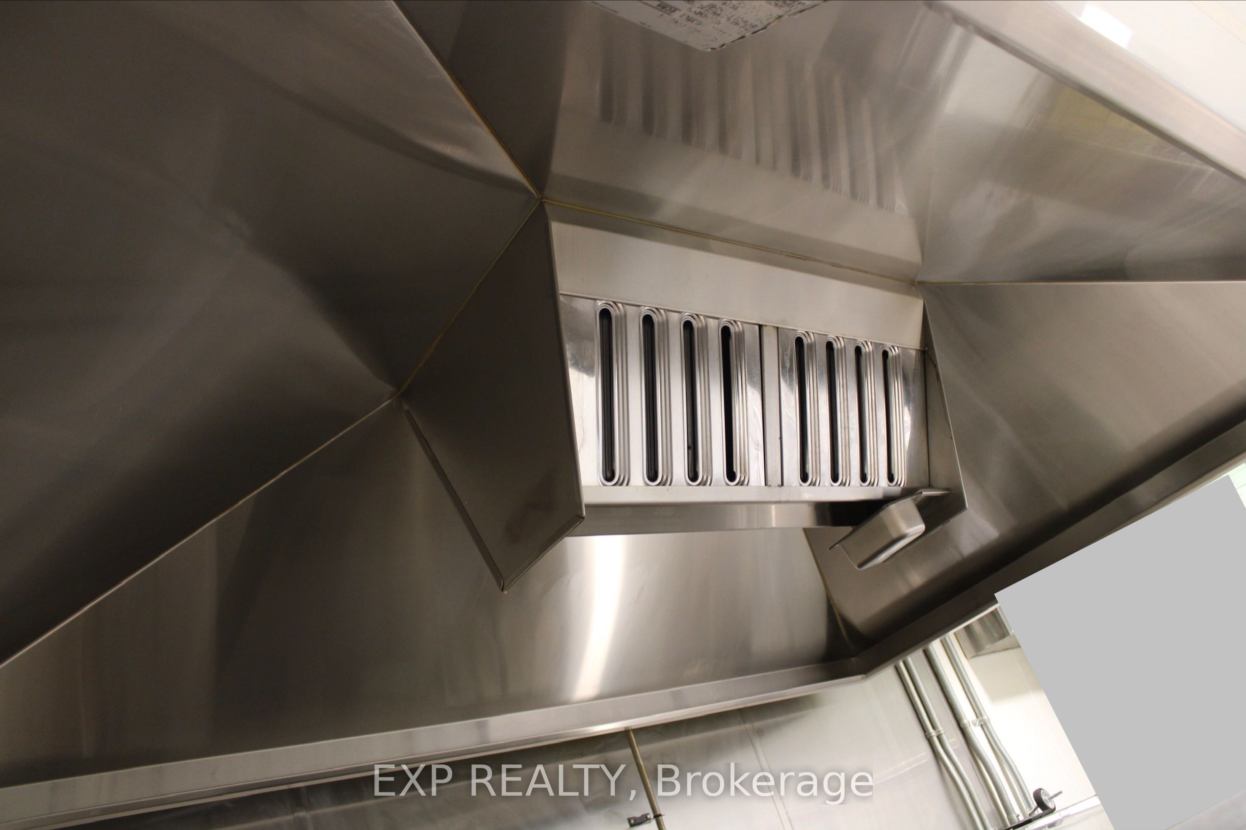 458 Rideau Street Property Photo 48