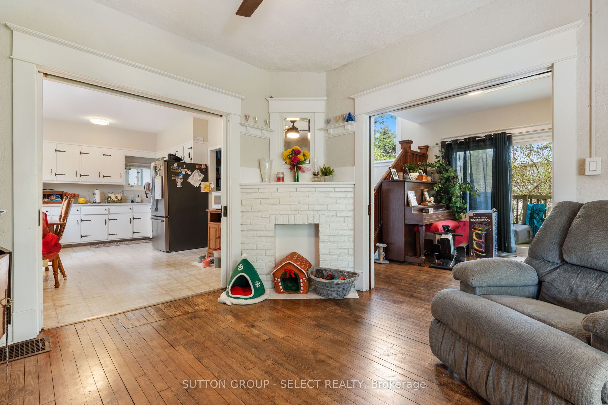 10 Crescent Park Property Photo 18