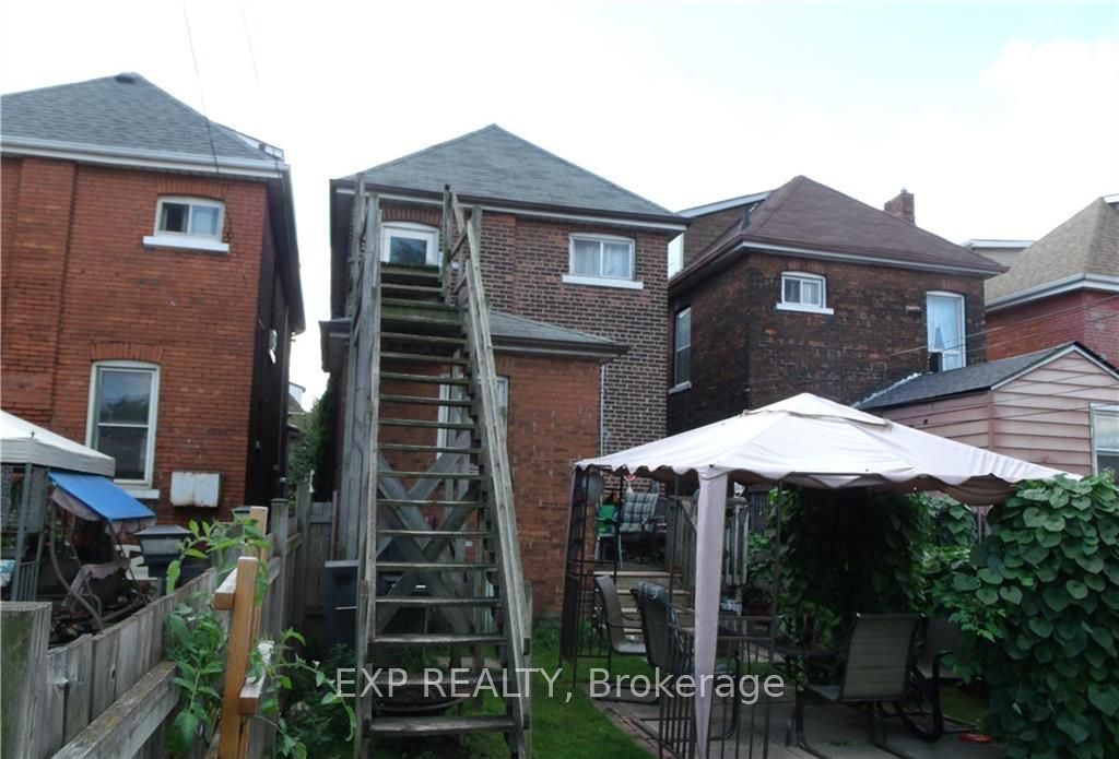 47 Nightingale Street Property Photo 2