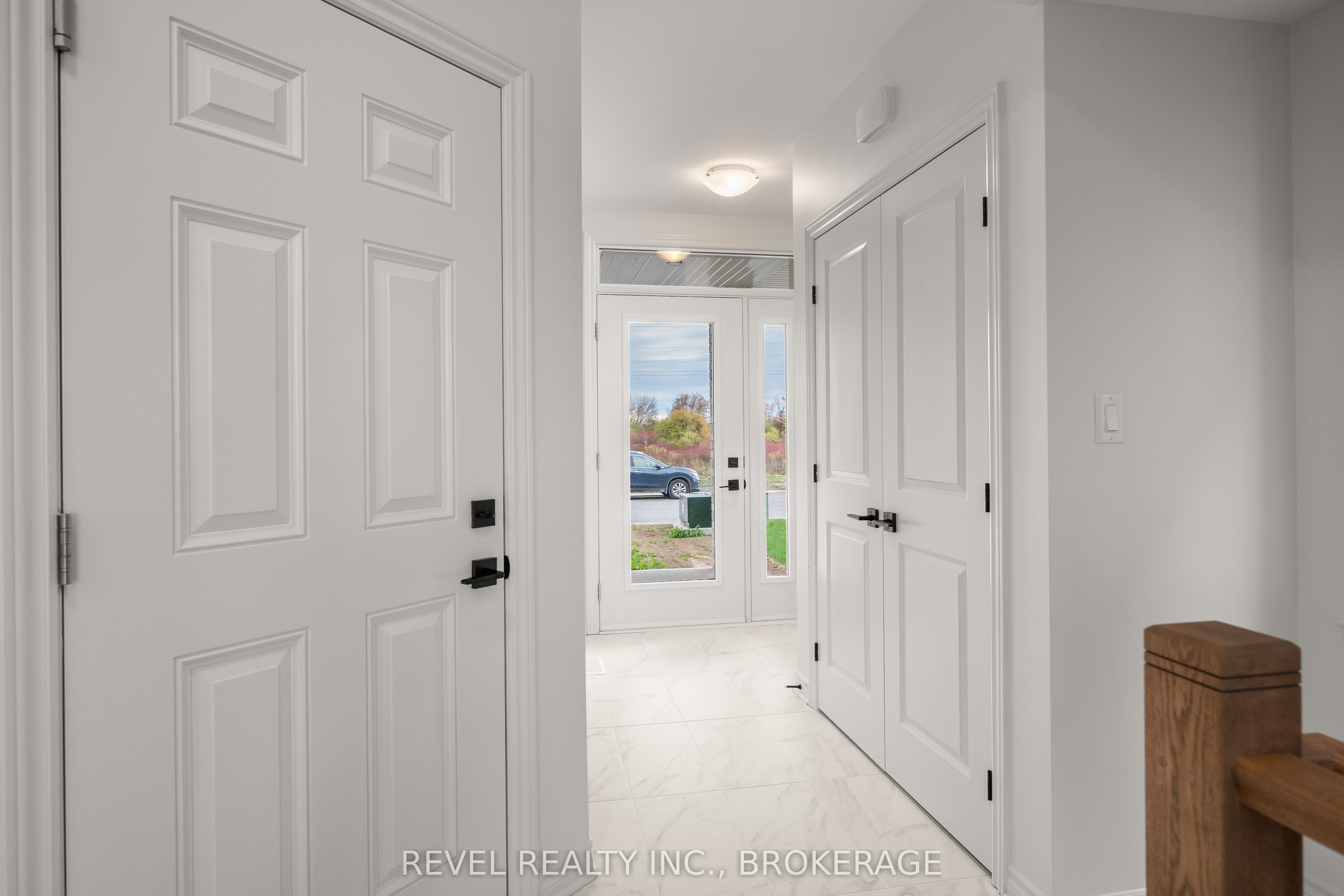 1075 Barrow Avenue Property Photo 4