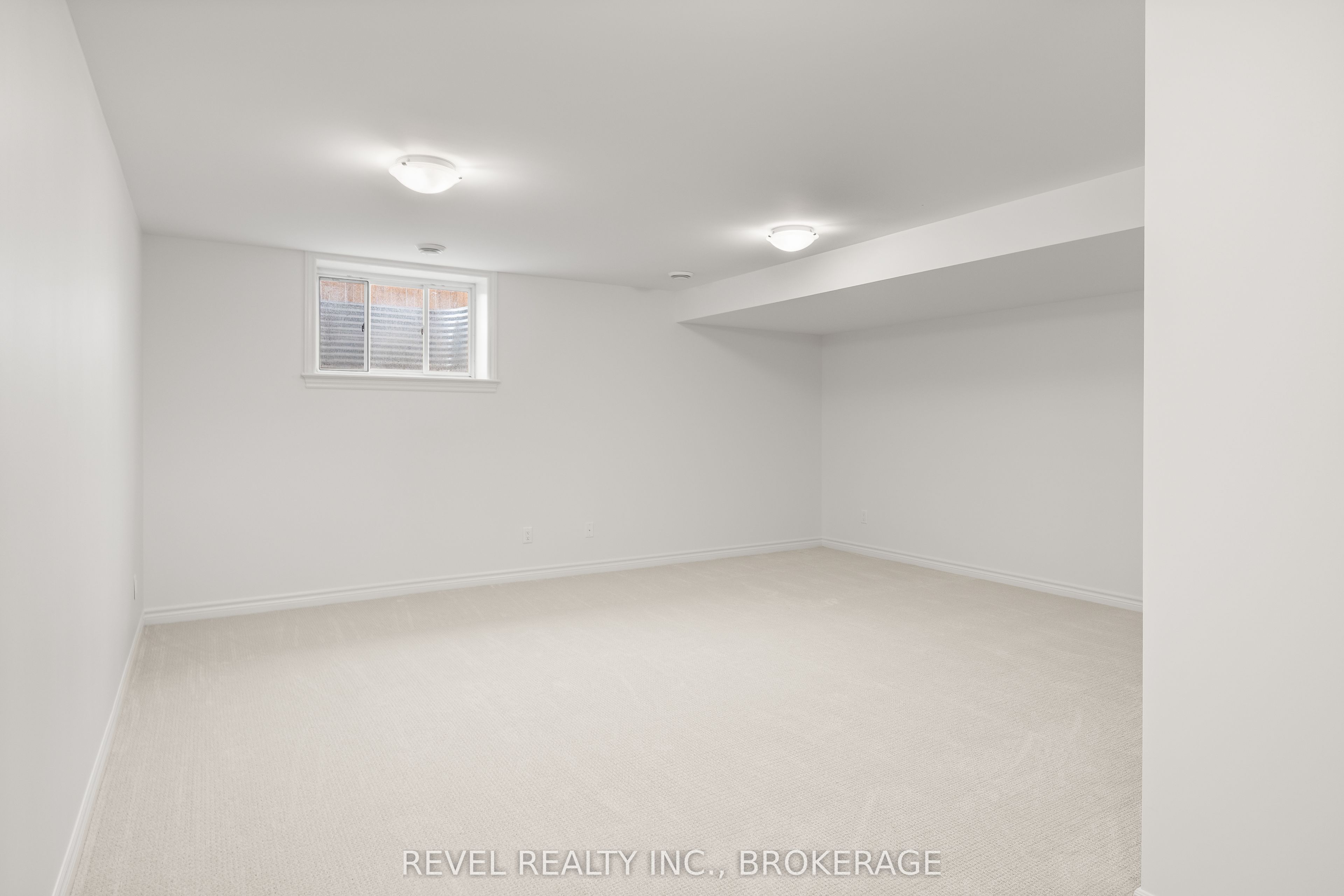 1075 Barrow Avenue Property Photo 13