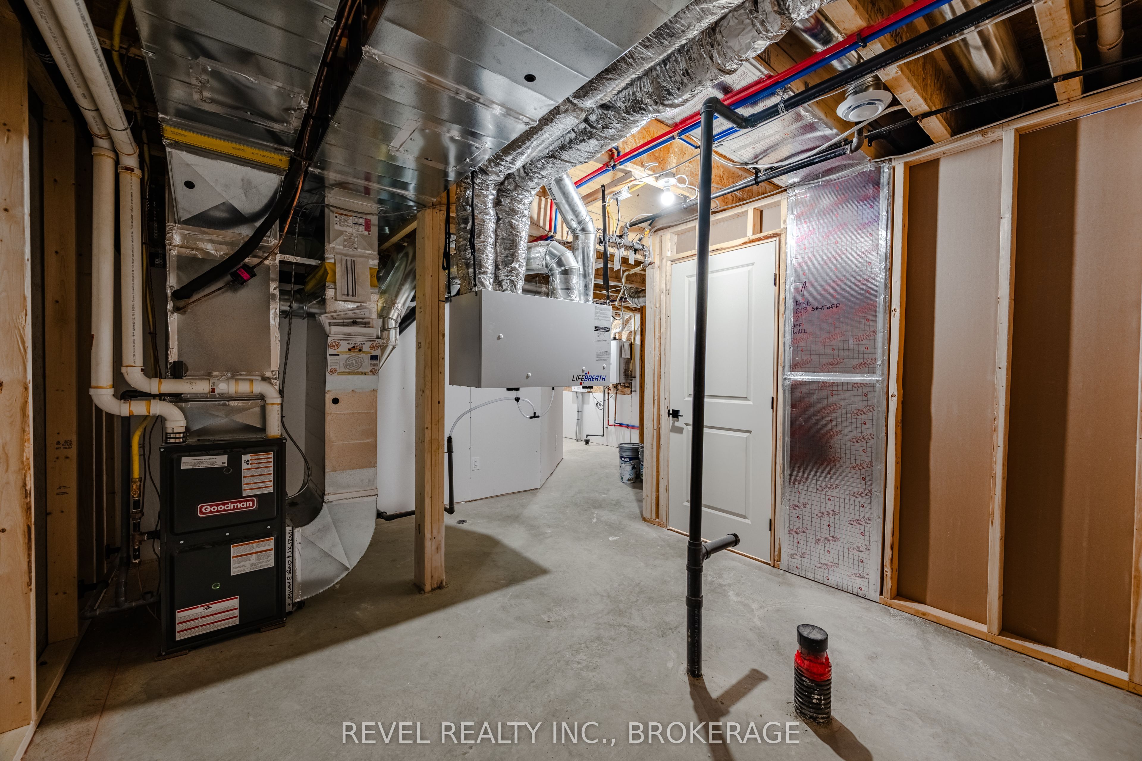 1075 Barrow Avenue Property Photo 31