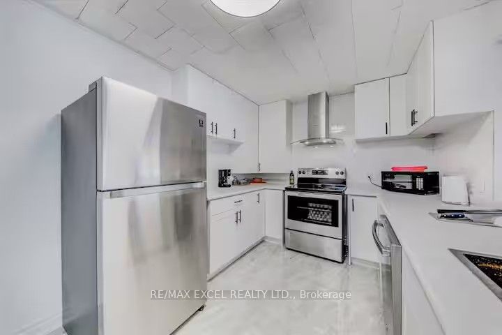 34 Hargrave Road Property Photo 13