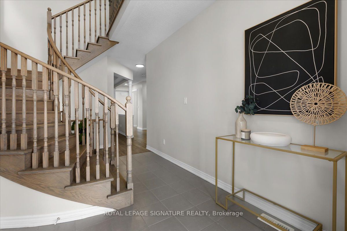 635 Lemay Grove Property Photo 4