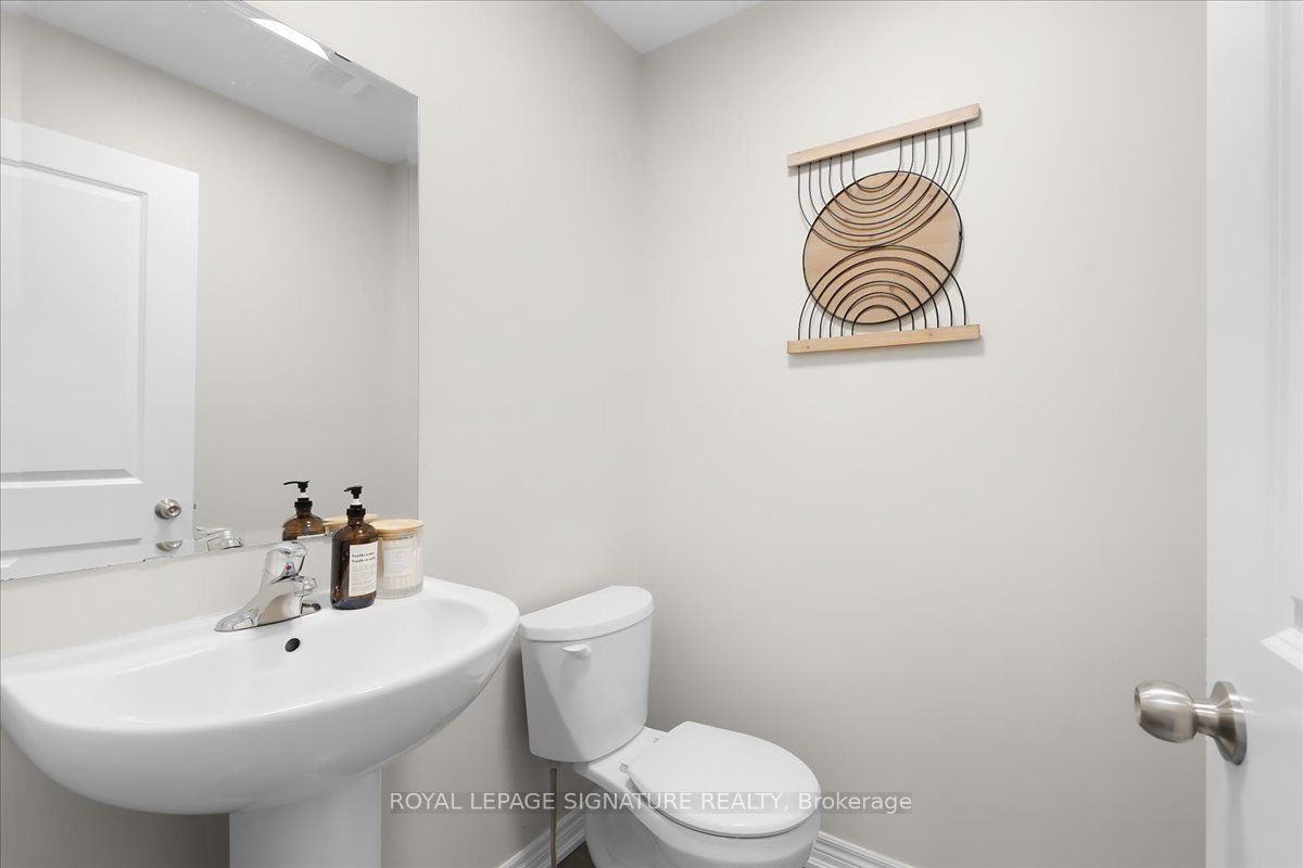 635 Lemay Grove Property Photo 17