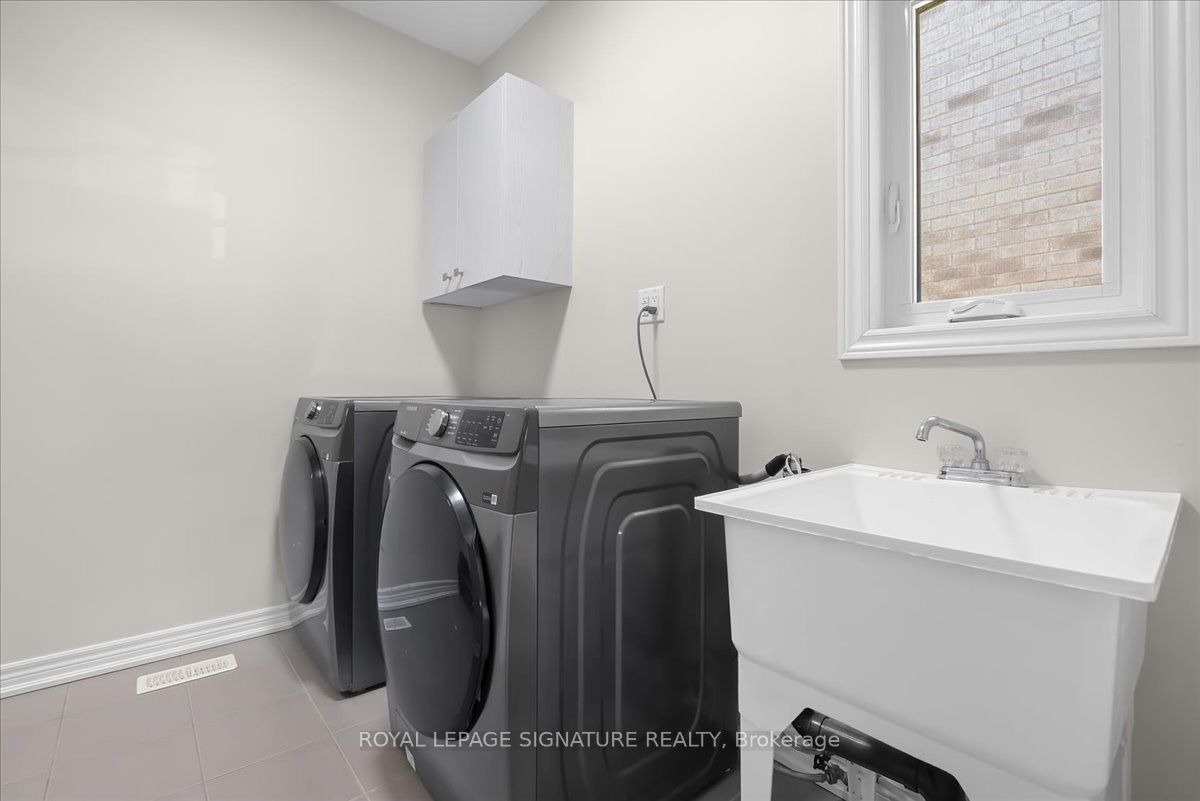635 Lemay Grove Property Photo 18