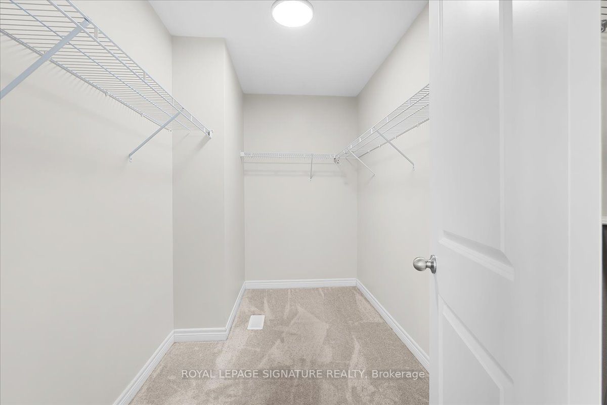 635 Lemay Grove Property Photo 27