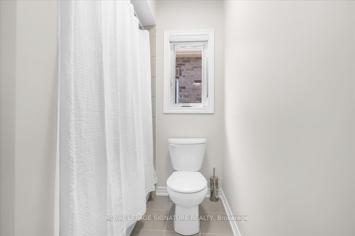 635 Lemay Grove Property Photo 38
