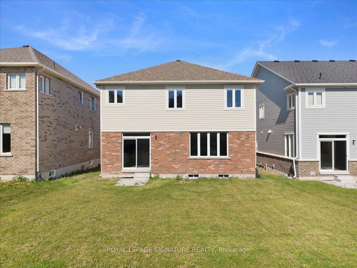 635 Lemay Grove Property Photo 44