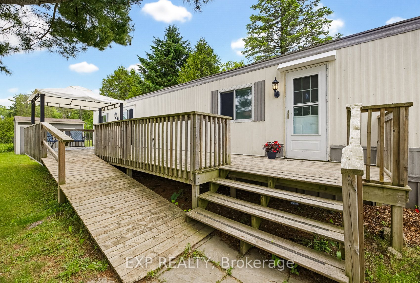 23 Heather Avenue Property Photo 1