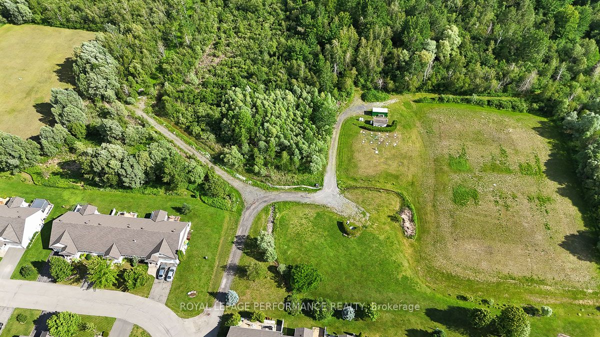 540 Trailview Private Property Photo 47