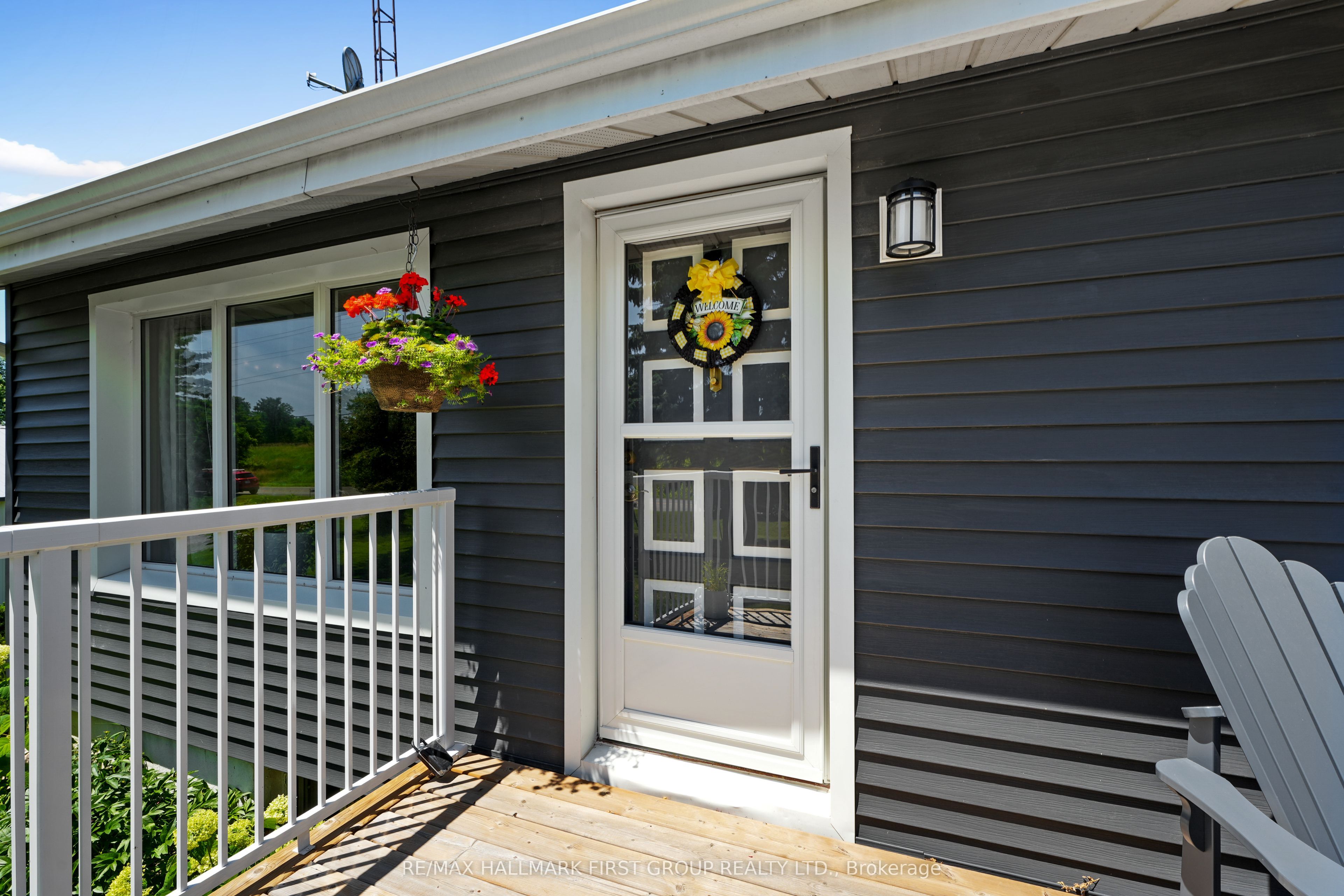 7638 Telephone Road Property Photo 6