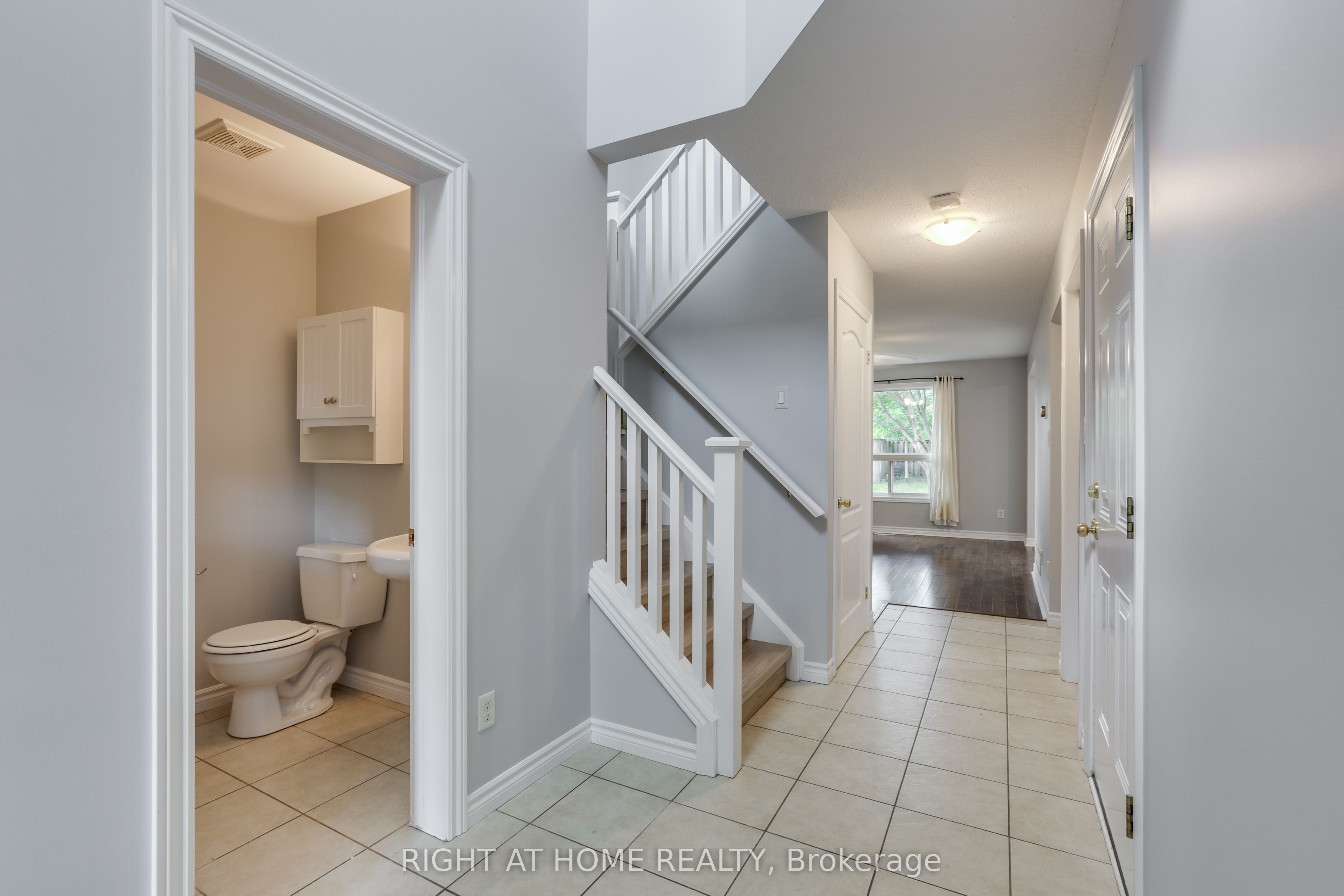 2206 Coronation Drive Property Photo 3